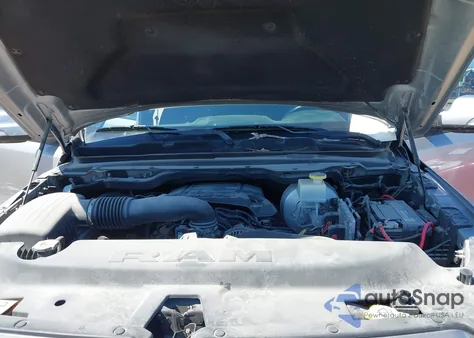 2019 Ram 1500 Big Horn/Lone Star 4X4 5'7 Box z USA, uszkodzony, nr VIN 1C6SRFFT2KN592517